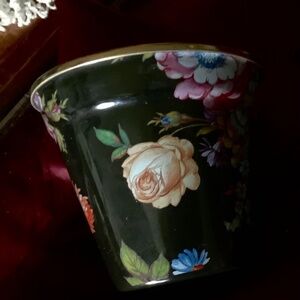 McKenzie Child’s Black Market Garden Small Pot